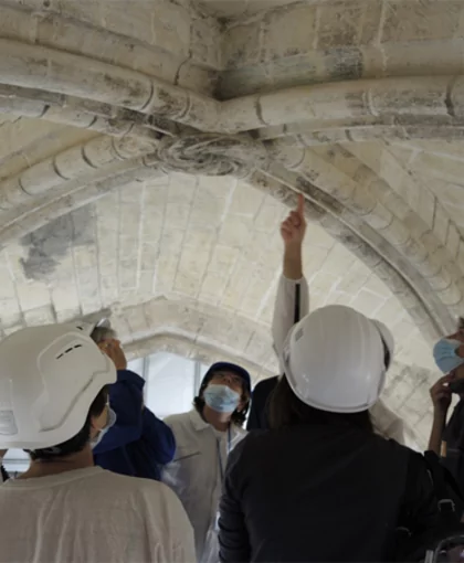 Le groupe Décor sur le chantier de Notre-Dame (cliché PLEMO 3D)